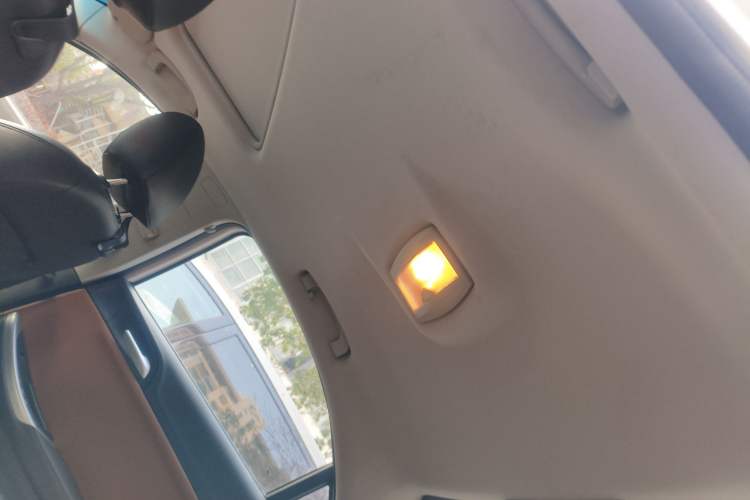 Used Roewe e550 2016 Deluxe Edition
