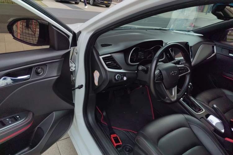 Used Chevrolet Monza 2019 RS 330T Automatic Comfort Edition China VI Standard