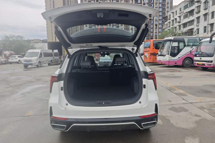 Used CHANGAN CS75 PLUS 2026 Model, Smart Champion Edition 1.5T New Blue Whale Smart Navigation Version
