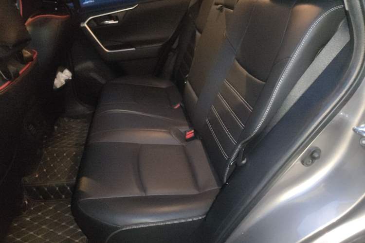 Used Toyota RAV4 2021 2.0L CVT Two-Wheel Drive Prestige Edition