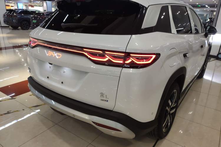 Used BYD Song L DM-i 2025 Intelligent Driving Version 112 km Leading Trim