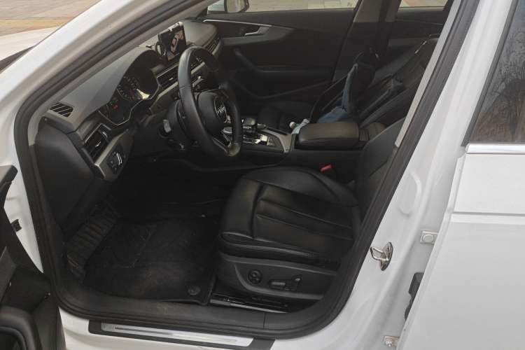 Used Audi A4L 2018 30th Anniversary Edition 40 TFSI Trendy Model
