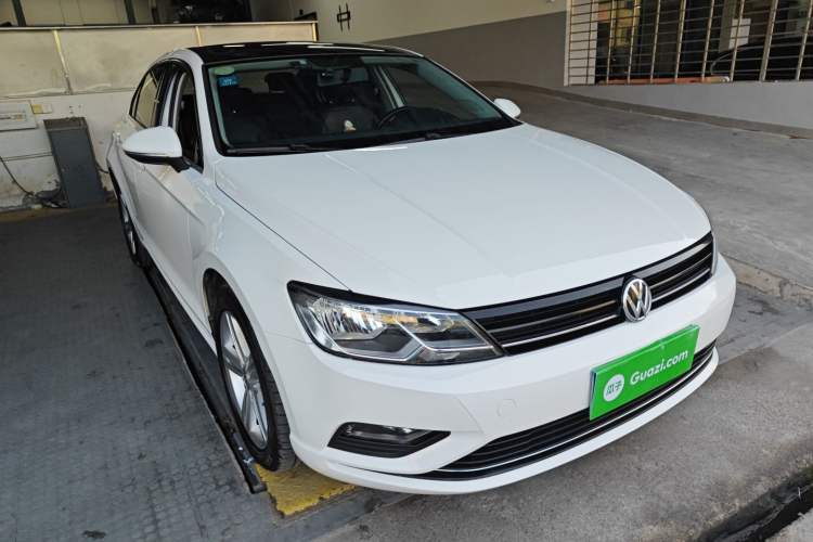 Used Volkswagen Lamando 2015 330TSI DSG Comfort Edition
