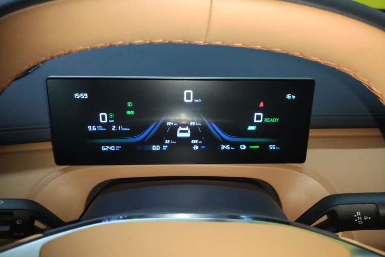 Used Geely Galaxy Galaxy Xingjian 7 EM-i 2025 120km Launch+ Version