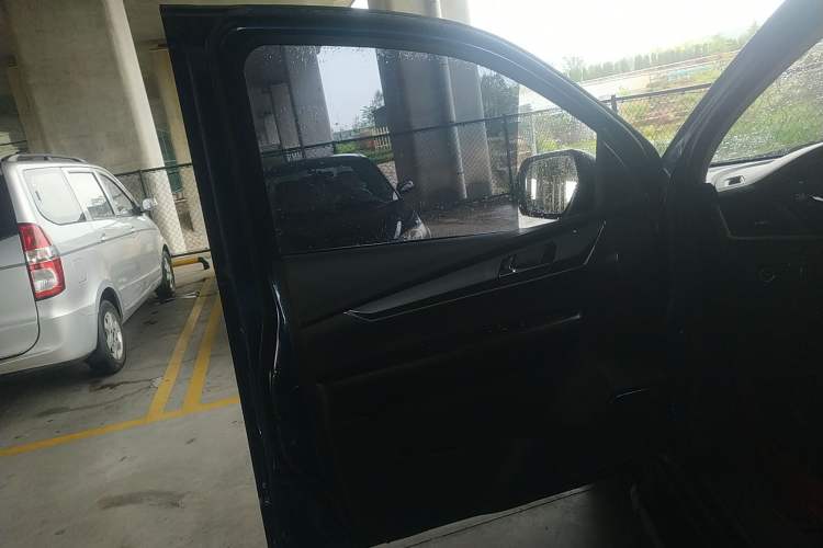 Used Isuzu TAGA Dargo H 2021 3.0T Diesel Manual 4x4 Value Edition Long Wheelbase 4KH1CT6H1
