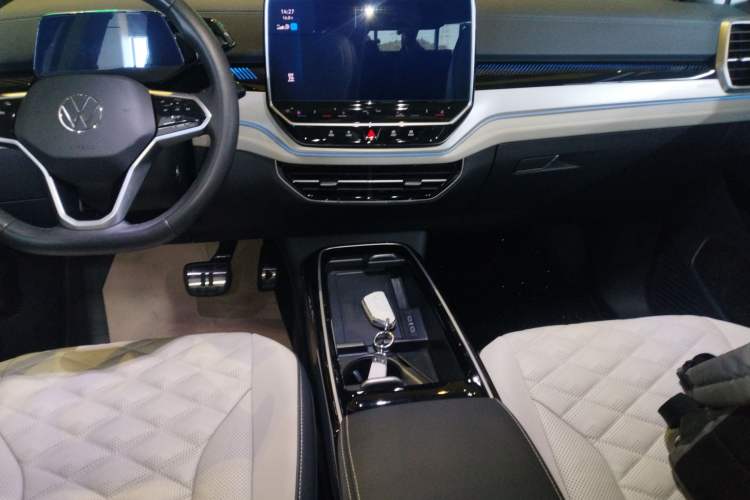 Used Volkswagen ID.6 CROZZ 2022 Long-Range PRO Edition
