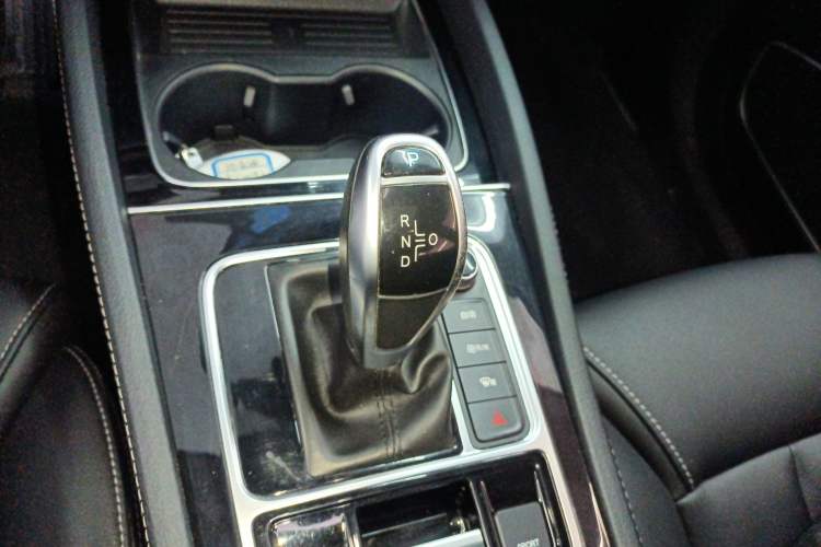 Used BYD Song MAX 2019 1.5T Automatic Smart Connect Ruiyi Sunroof Model 7 Seats China V Emission Standard