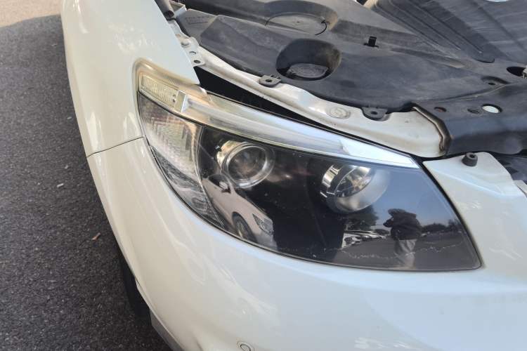 Used BYD S6 2012 2.0L Manual Luxury Version