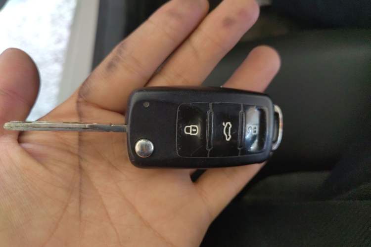 Used Volkswagen Jetta 2017 1.5L Manual Comfort Model Vehicle Key