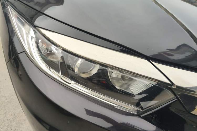 Used Honda Vezel 2020 1.5L CVT Pioneer Edition
