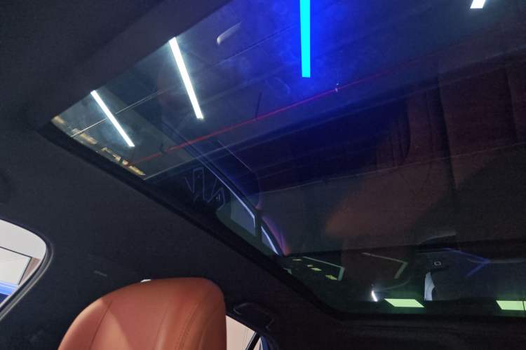 Used CHANGAN NEVO E07 2025 All-Electric 4x4 with 90 kWh Max Intelligent Driving Version
