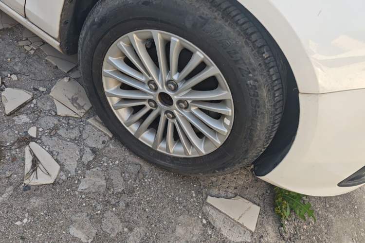 Used Ford Escort 2015 1.5L Manual Comfort Model
