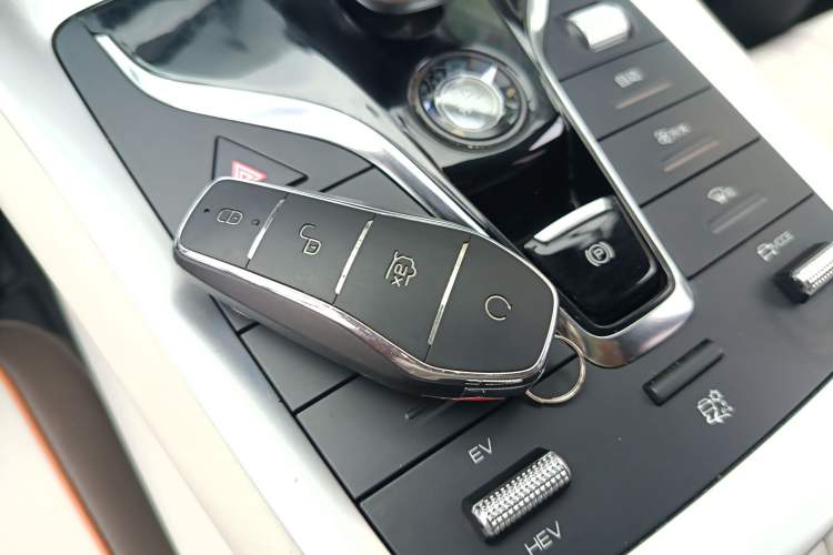 Used BYD Song Pro New Energy 2023 Champion Edition DM-i 110KM Beyond Model
