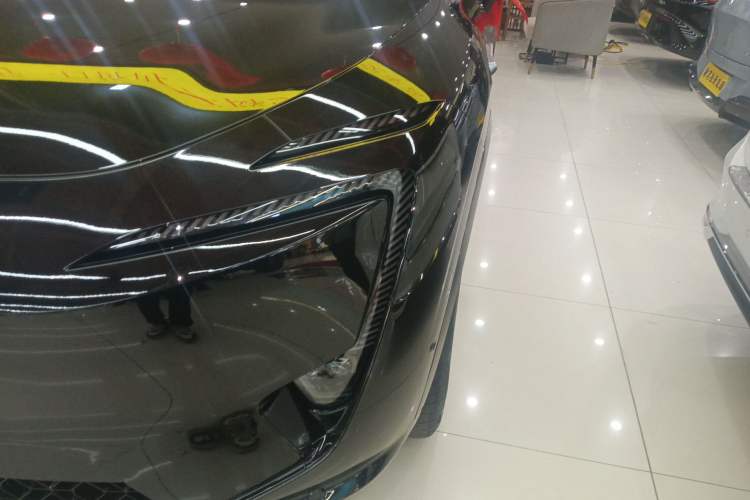 Used Avatr 11 2025 Year Updated Max Extended-Range Version