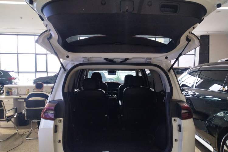 Used GAC Trumpchi M6 2023 PRO 270T DCT Luxury Edition Trunk