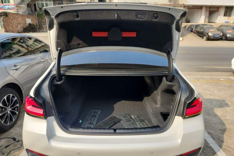 Used BMW 5 Series 2023 Restyled 530Li Leading Edition M Sport Package