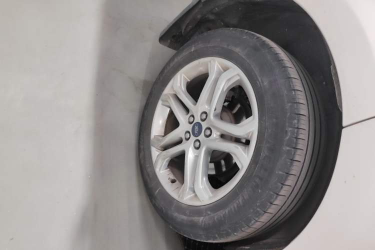 Used Ford Edge 2018 EcoBoost 245 Two-Wheel-Drive Titanium 7-Seater China V Standard
