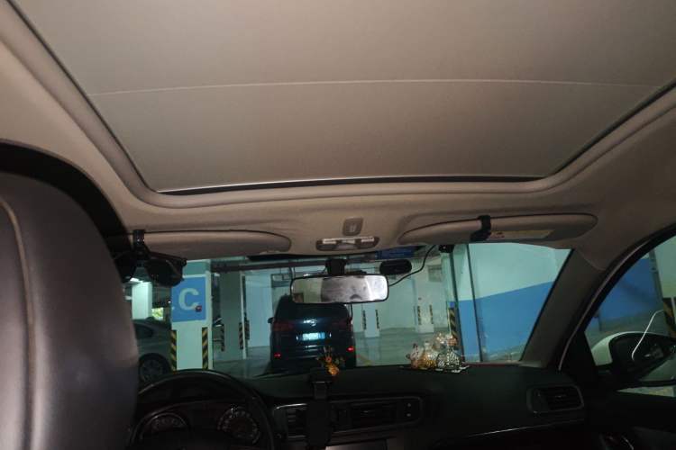 Used Citroen C3-XR 2015 1.6L Automatic Smart Version Headliner