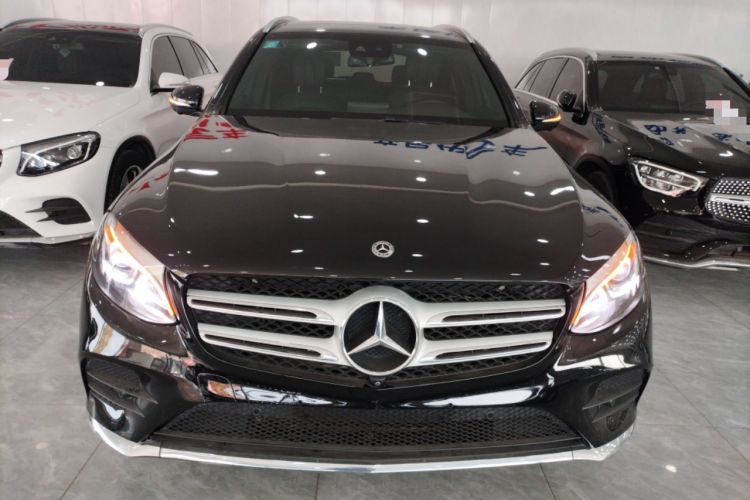 Used Mercedes-Benz GLC 2018 GLC 260 4MATIC Luxury Model
