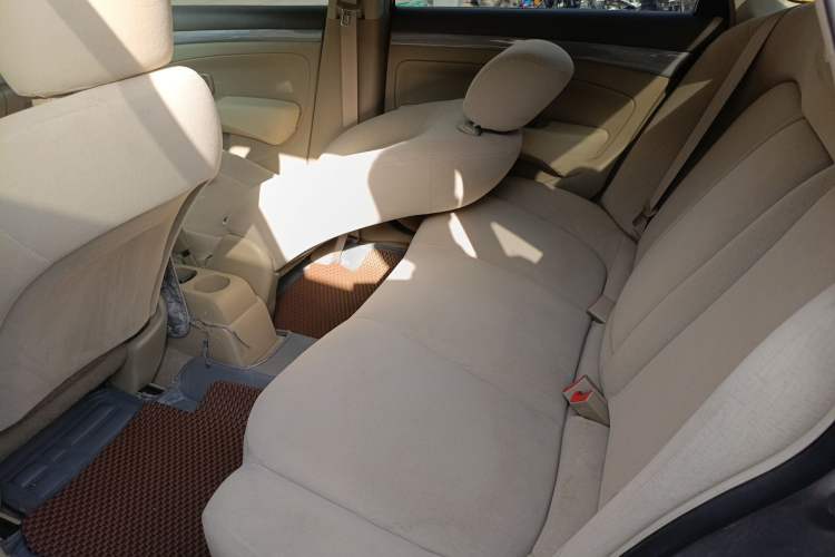 Used Nissan Sylphy 2012 Classic 1.6XE Manual Comfort Edition Left Rear Seat