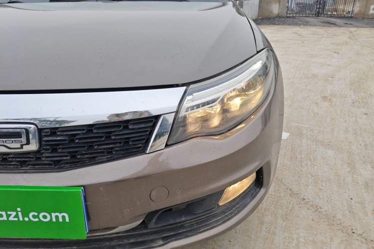 Used Qoros 3 2018 Sedan 1.6L Automatic Leading Model