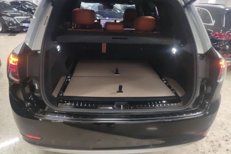 Used Hima AITO M9 2024 Range-Extended Max Edition 42 kWh 5-Seater Version
