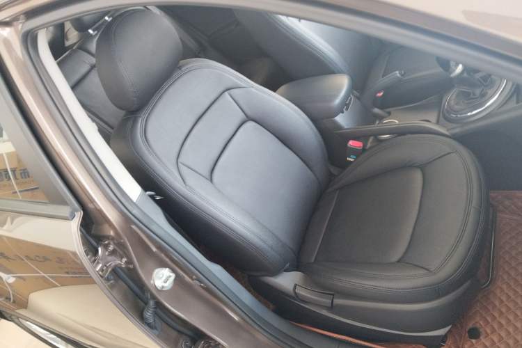 Used Kia Sportage R 2016 2.0L Manual Two-Wheel Drive GL Trim
