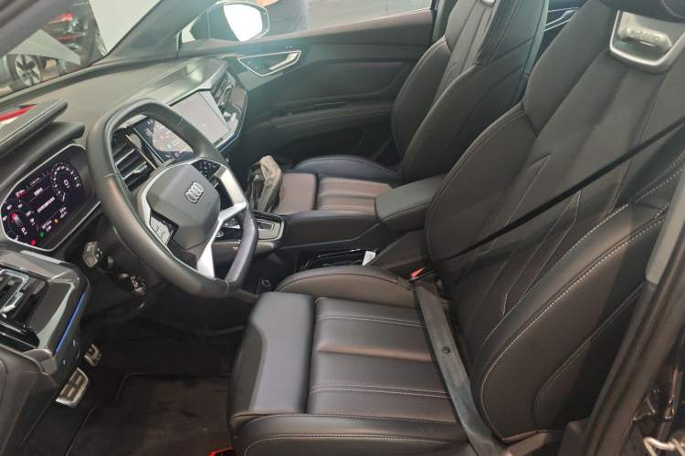Used Audi Q4 e-tron 2024 40 e-tron Boundary Edition Left Front Seat