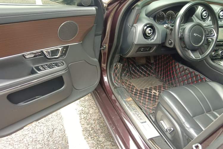 Used Jaguar XJ 2014 XJL 2.0T Two-Wheel-Drive Elegant Business Edition