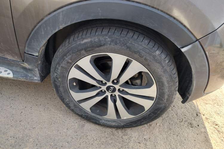 Used Kia Sportage R 2012 2.0L Automatic Two-Wheel Drive NAVI
