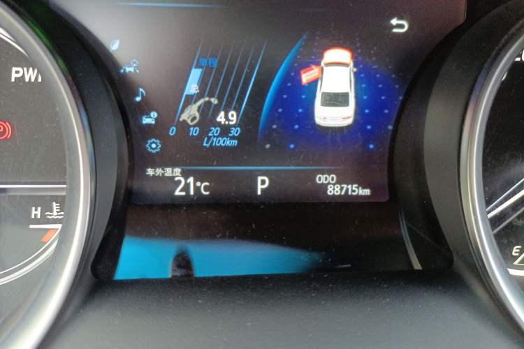 Used Toyota Camry 2018 Dual-Engine 2.5HQ Flagship Edition Odometer Close Up