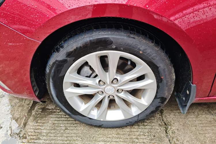 Used Buick Verano 2019 Sedan 20T Dual-Clutch Leading Model
