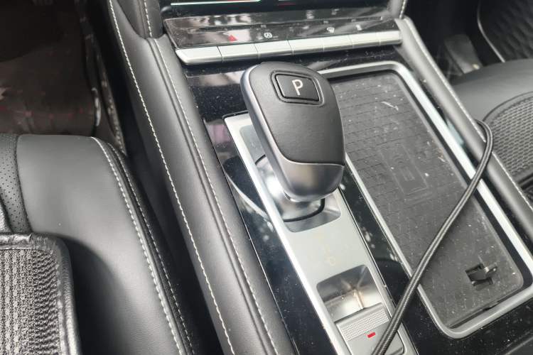 Used Venucia Star 2021 260T Automatic 48V Mild Hybrid Turbocharged Star Achieve Edition