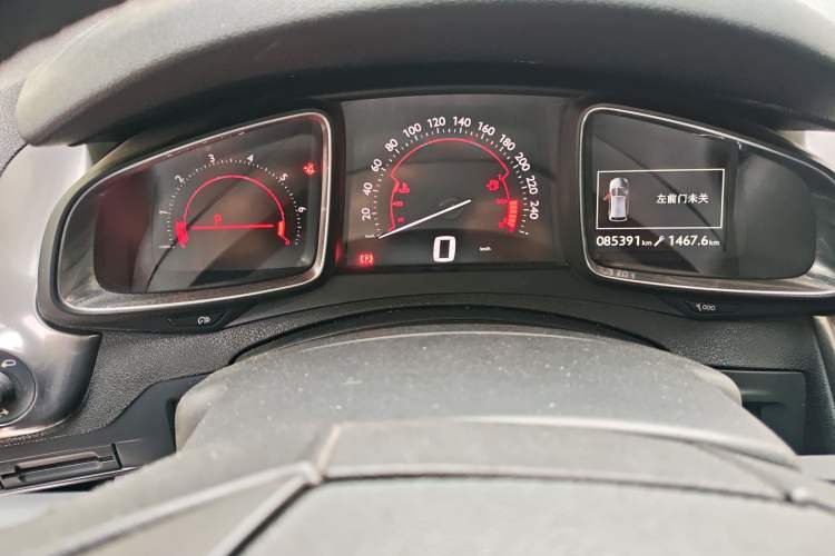 Used DS 5 2014 1.6T Luxury Edition THP160 Instrument Cluster