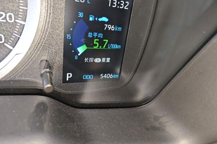 Used Toyota Corolla 2025 Model 1.2T Pioneer Edition Odometer Close Up