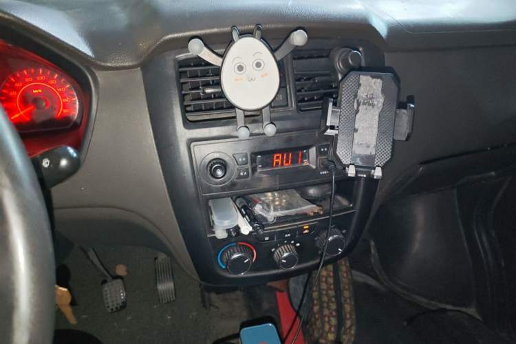 Used Wuling Rongguang S 2021 1.2L Base Model 7-Seater LSI
