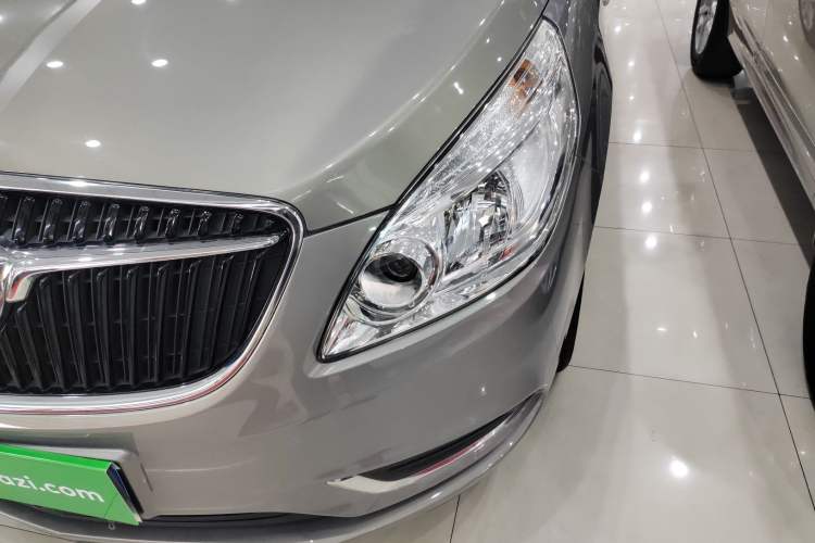 Used Buick GL8 2018 28T Comfort Model China VI Standard