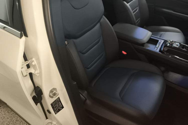 Used Ford Equator Sport 2022 Facelift EcoBoost 170 Prestige Model