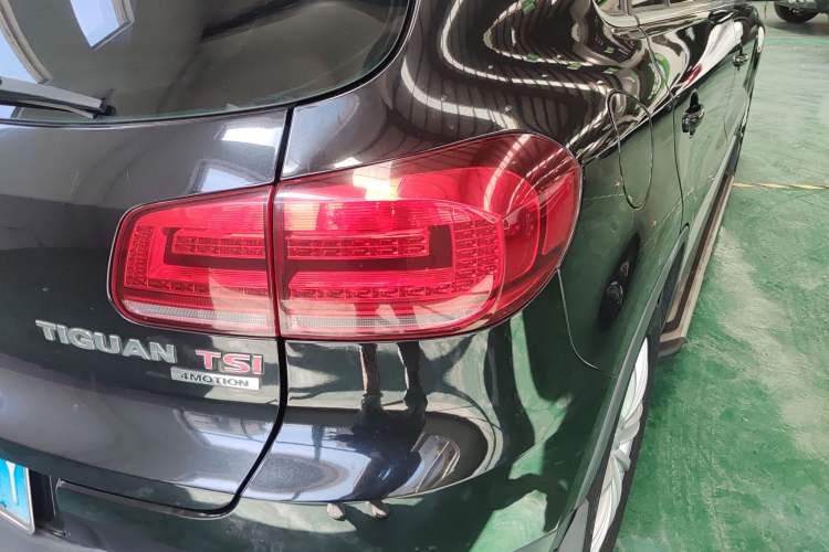 Used Volkswagen Tiguan 2013 2.0 TSI Automatic All-Wheel-Drive Flagship Edition
