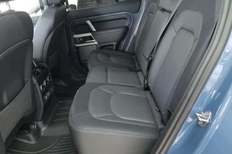 Used Land Rover Defender 2023 Facelift 110 3.0T P400 X-DYNAMIC HSE