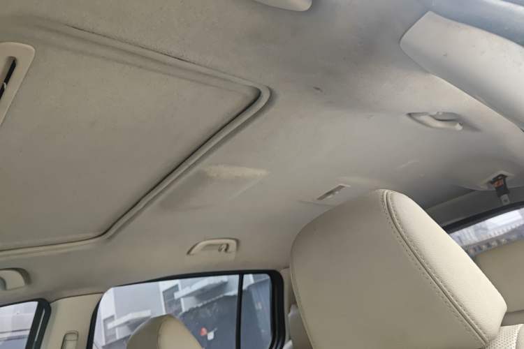 Used Mazda 5 2013 2.0L Automatic Luxury Edition Headliner