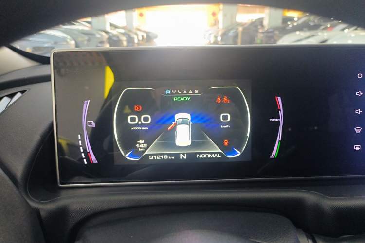 Used ORA White Cat 2022 Xiao Yean Cat Edition 360km Deluxe Model Ternary Lithium
