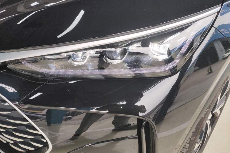 Used BYD Tang New Energy 2025 DM-i 115KM Flagship Model Left Front Headlight