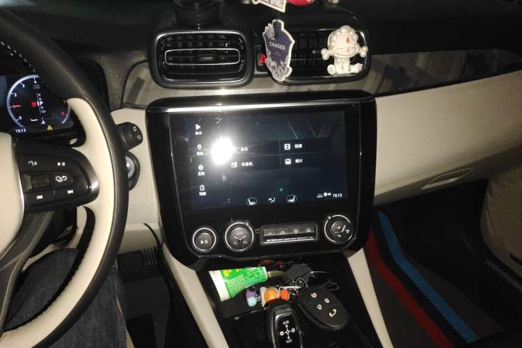 Used Lynk & Co 02 2018 1.5T DCT Two-Wheel Drive Zhaoban China V Standard Audio And AC Panel