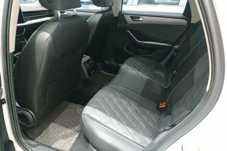 Used Volkswagen Sagitar 2023 200TSI DSG Excellence Edition Left Rear Seat
