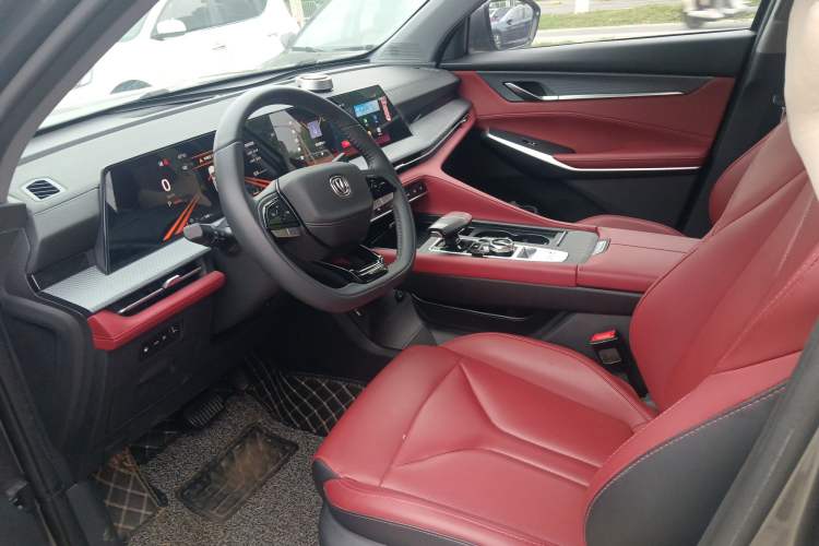 Used CHANGAN CS75 PLUS 2022 2nd Generation 1.5T Automatic Prestige Version Left Front Seat