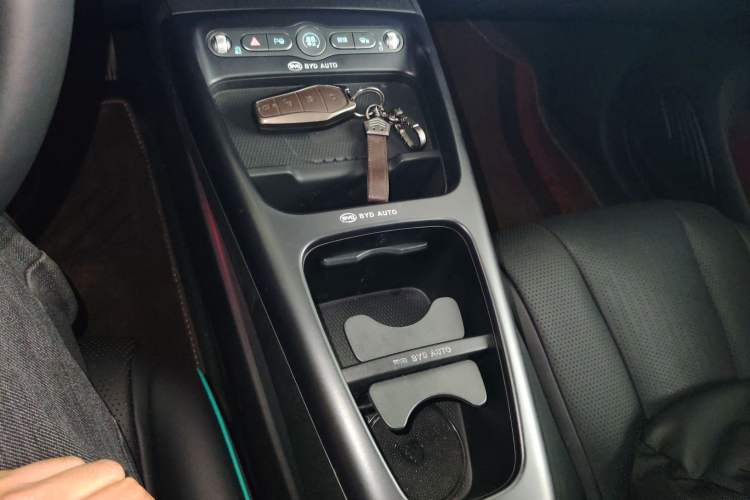 Used BYD Dolphin 2025 Intelligent Driving Version 410 km Fashion Edition