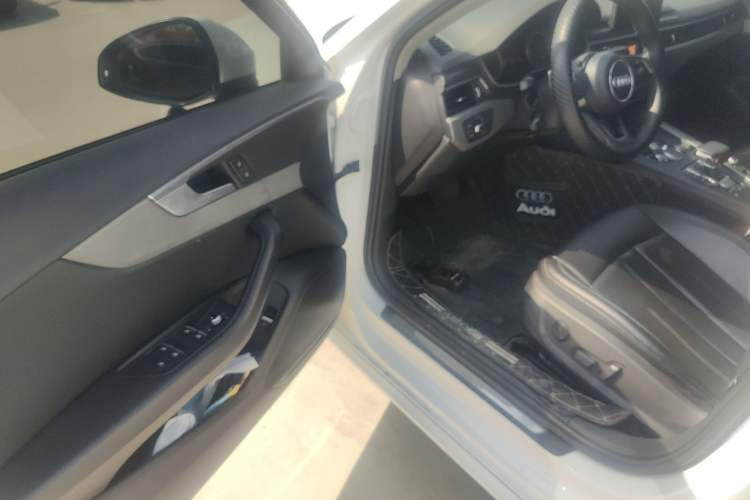 Used Audi A4L 2017 40 TFSI Ambition Edition