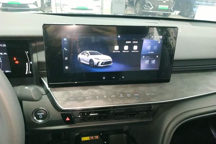 Used Toyota Camry 2026 Model Dual-Engine 2.0HGVP Luxury Edition