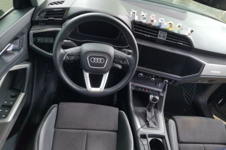 Used Audi Q3 2022 35 TFSI Progressive Dynamic Edition
